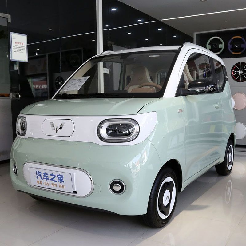 五菱宏光 MINI マカロン BEV セダン